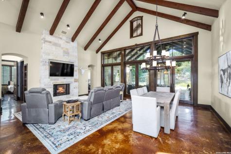 314 Horseshoe Boerne TX 78006