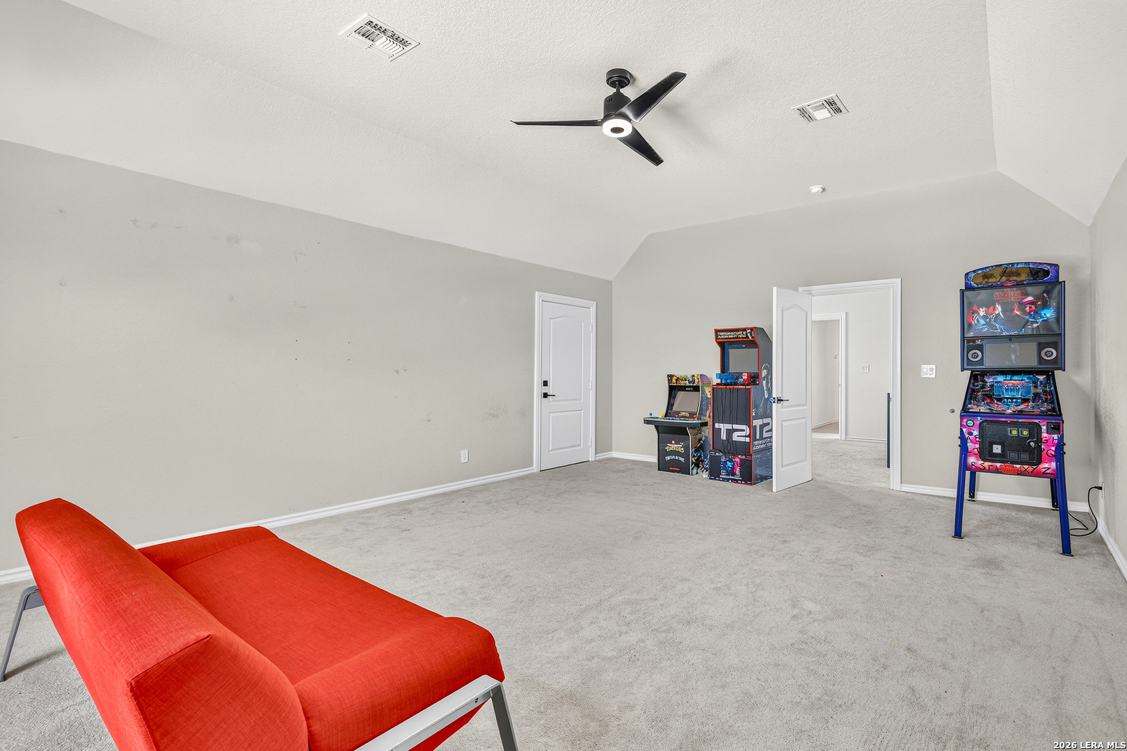 616 Green Oak Drive Pipe Creek TX 78063