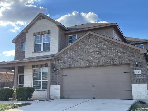 6724 Luckey Pond San Antonio TX 78252