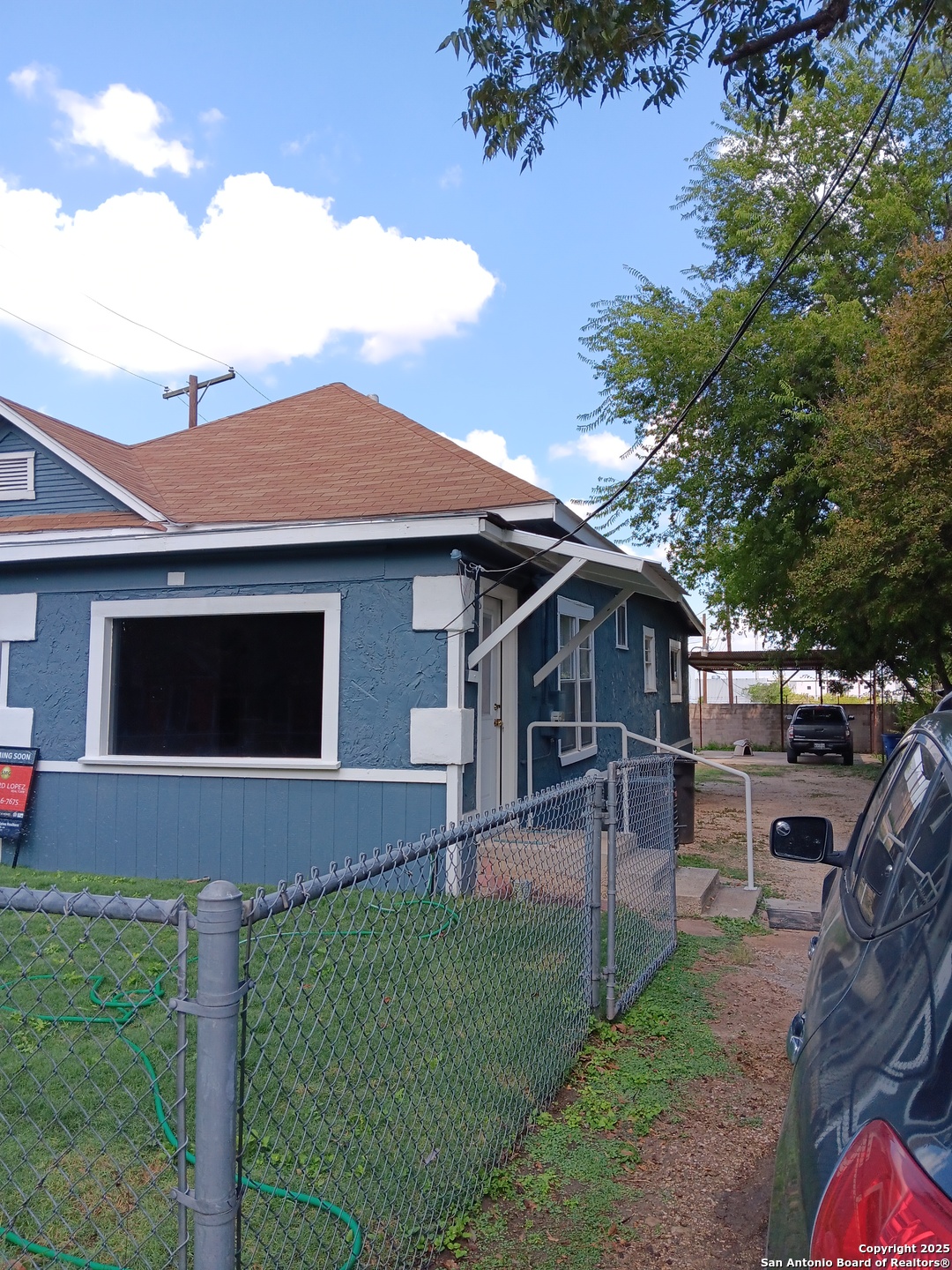 245 Pendleton San Antonio TX 78204