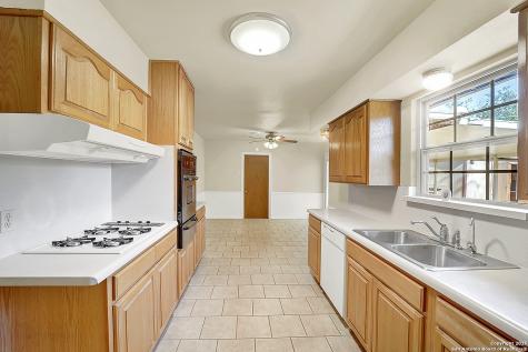 383 Nash Boulevard San Antonio TX 78223
