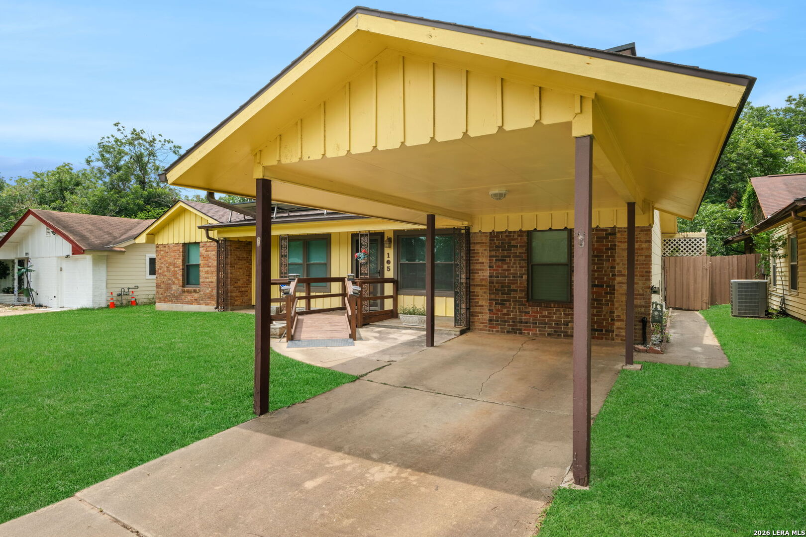 105 Scott Avenue Universal City TX 78148