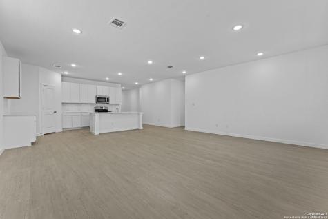1225 Twisted Creek New Braunfels TX 78130