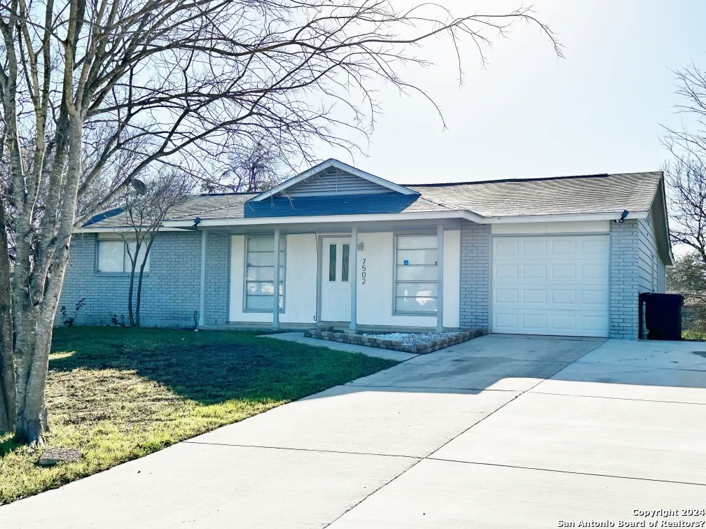 7502 Shadewood Street San Antonio TX 78238