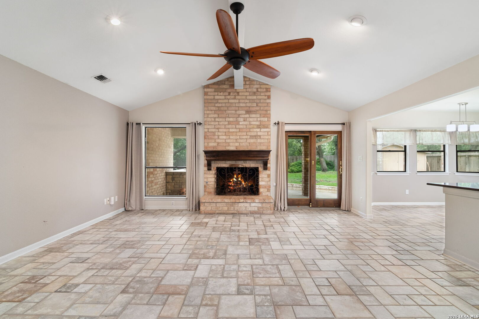1618 Poets Corner San Antonio TX 78232