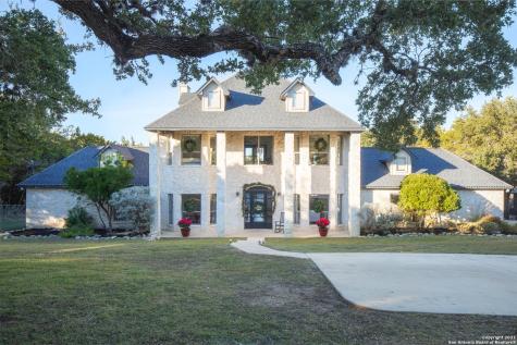 8309 Oak Thicket San Antonio TX 78255