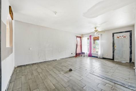 1119 N Gevers Street San Antonio TX 78202
