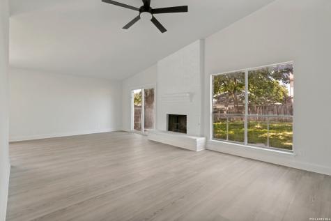 4479 Hay Market San Antonio TX 78217