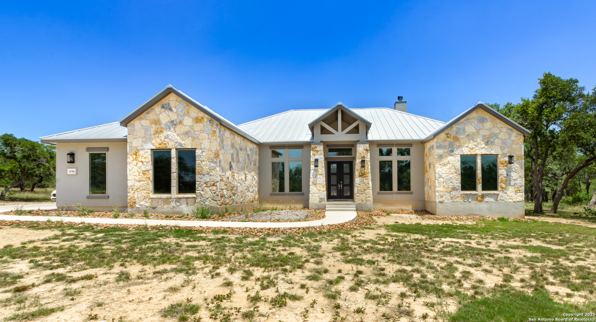 34784 High Gate Road Bulverde TX 78163