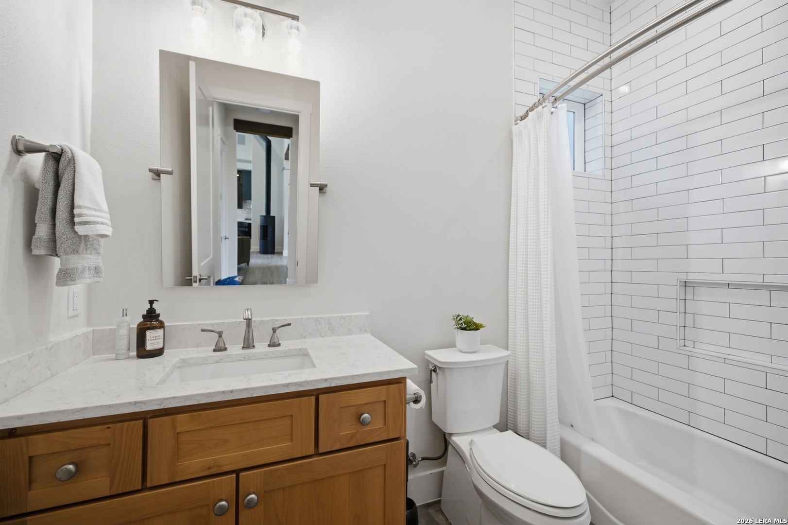387 Curvatura New Braunfels TX 78132