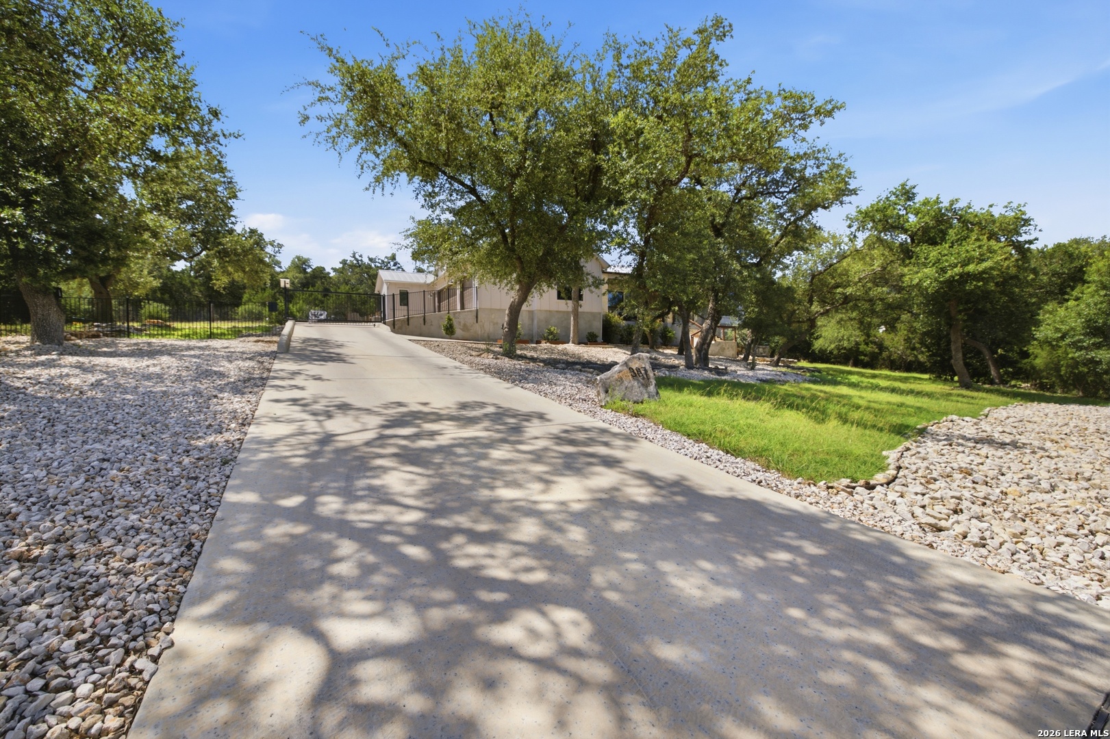 387 Curvatura New Braunfels TX 78132