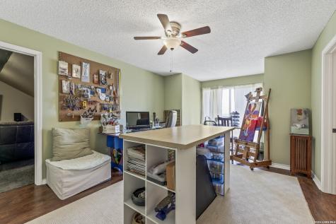 1114 Lakepark Drive Lakehills TX 78063