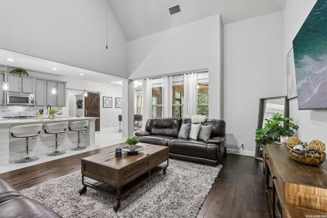 25615 Lakota Winter San Antonio TX 78261