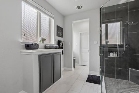25615 Lakota Winter San Antonio TX 78261