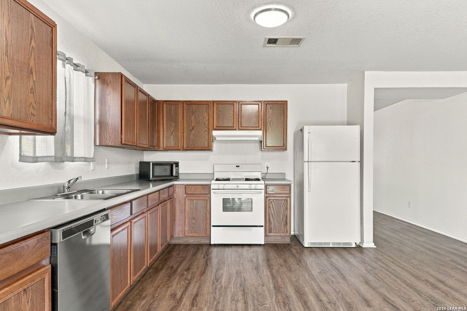 1334 Sunbend Falls San Antonio TX 78224