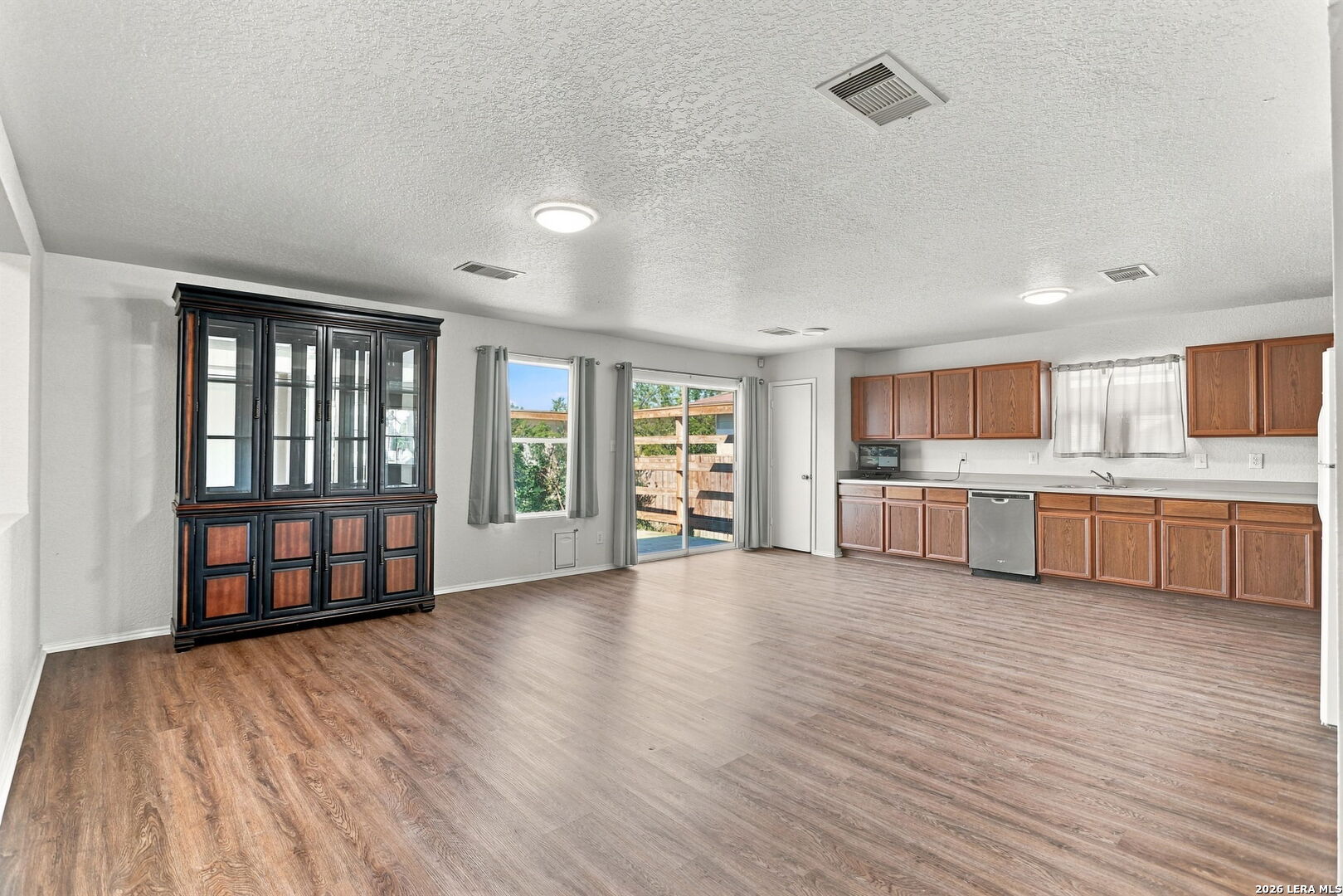 1334 Sunbend Falls San Antonio TX 78224