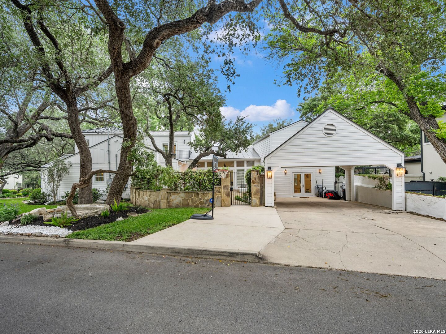 142 Kennedy Avenue San Antonio TX 78209