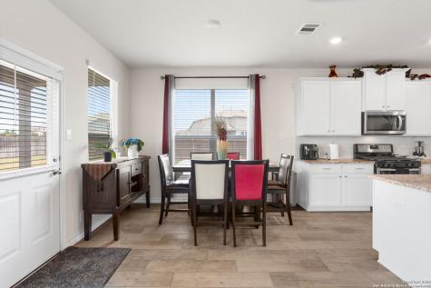 104 Mossy Bank Cibolo TX 78108