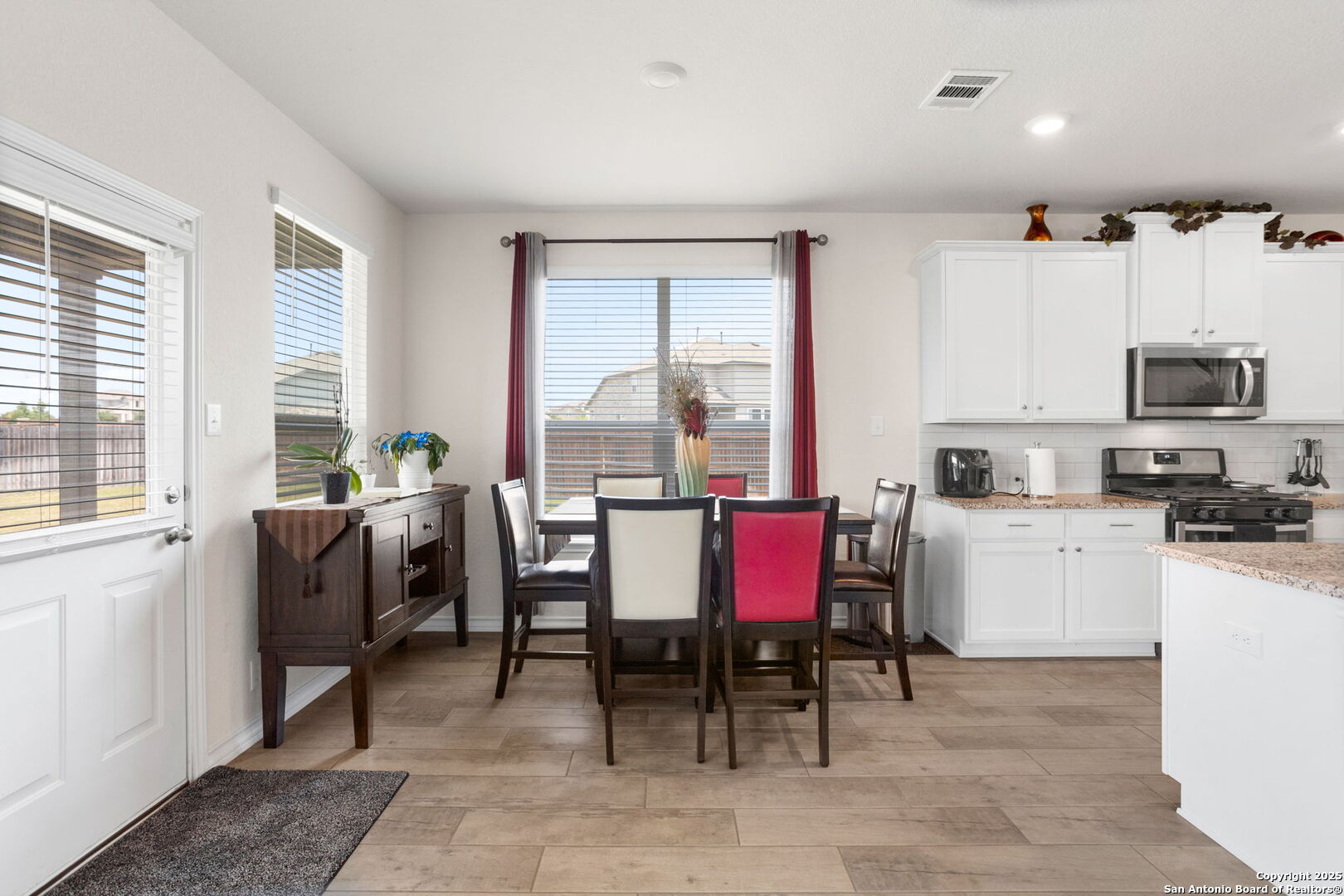 104 Mossy Bank Cibolo TX 78108