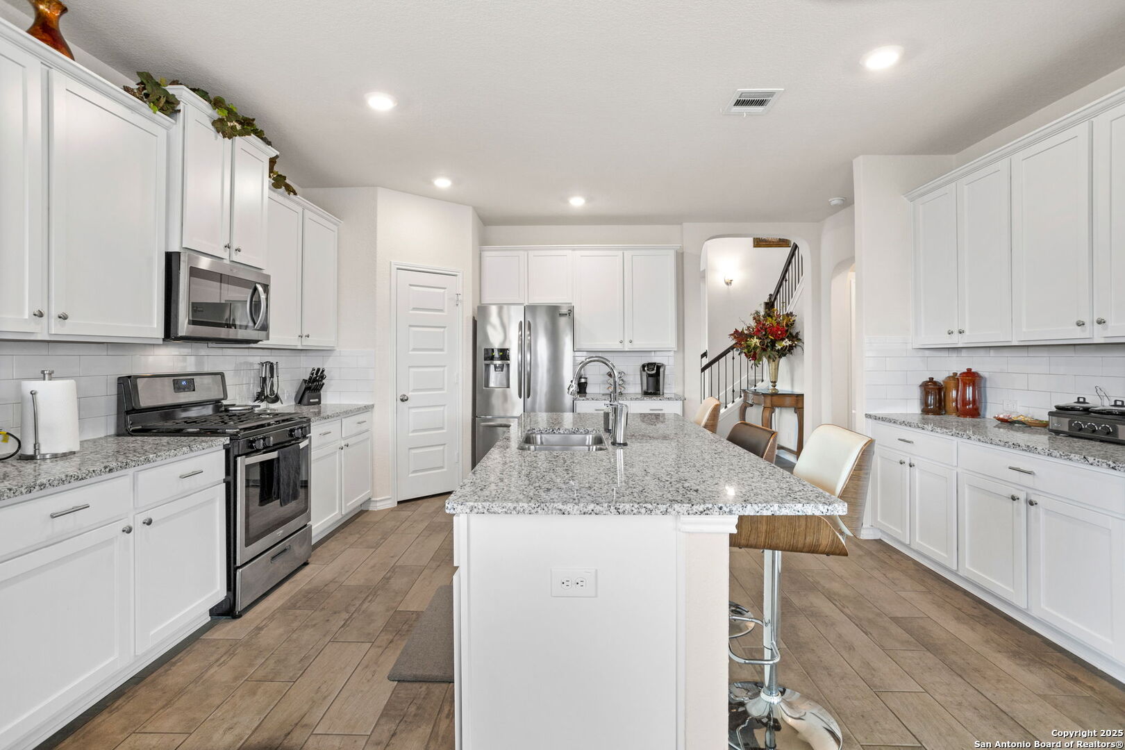 104 Mossy Bank Cibolo TX 78108