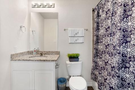 104 Mossy Bank Cibolo TX 78108