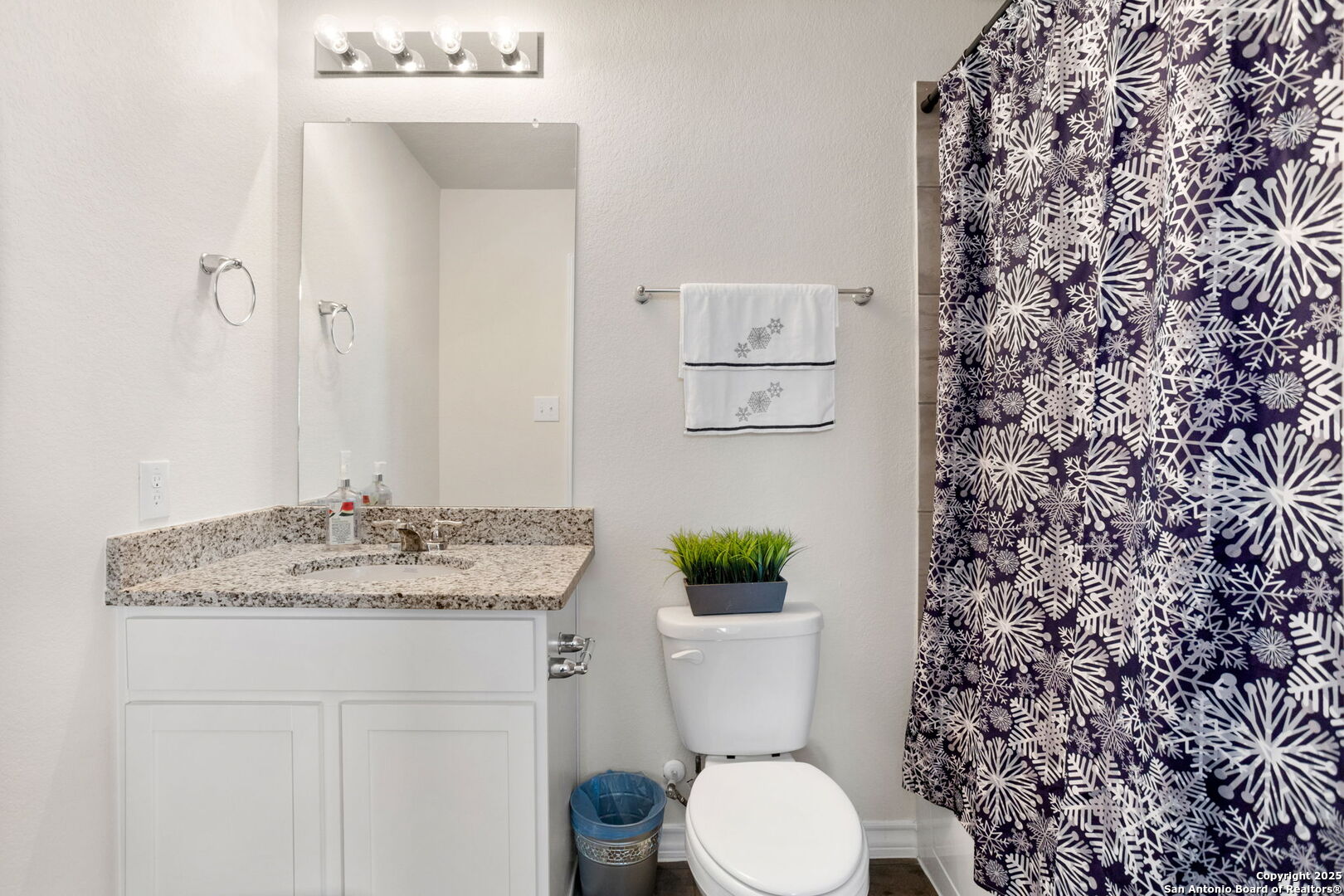 104 Mossy Bank Cibolo TX 78108
