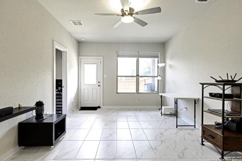 4439 Tiger Run San Antonio TX 78217