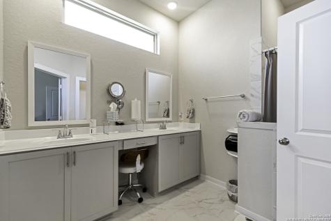 4439 Tiger Run San Antonio TX 78217