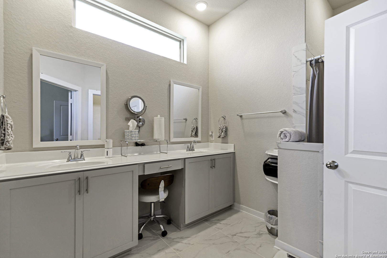 4439 Tiger Run San Antonio TX 78217