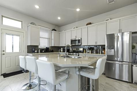 4439 Tiger Run San Antonio TX 78217