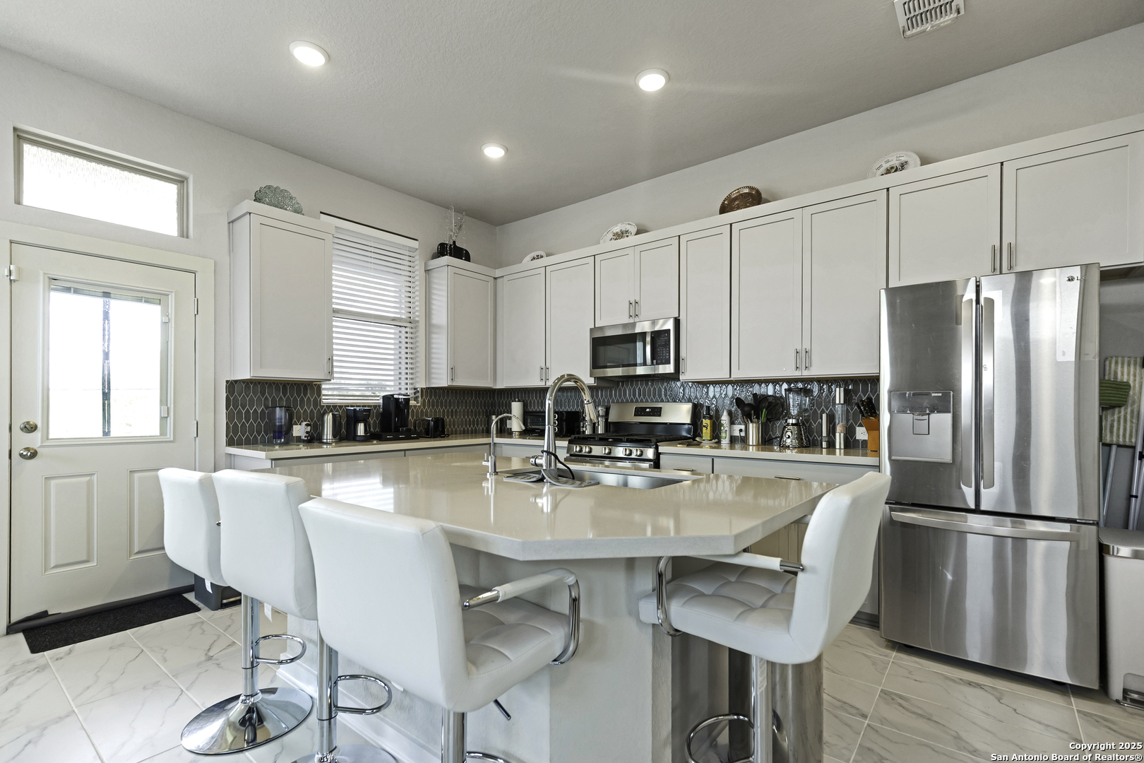4439 Tiger Run San Antonio TX 78217