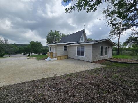 8251 Fm 2673 Canyon Lake TX 78133