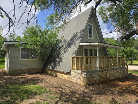 8251 Fm 2673 Canyon Lake TX 78133