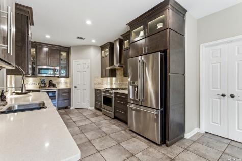 502 Cypress Trail San Antonio TX 78256