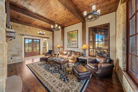 250 Hidden Hills Ranch Camp Verde TX 78010