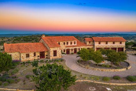 250 Hidden Hills Ranch Camp Verde TX 78010