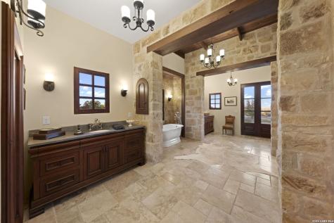 250 Hidden Hills Ranch Camp Verde TX 78010