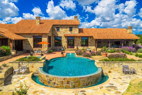 250 Hidden Hills Ranch Camp Verde TX 78010