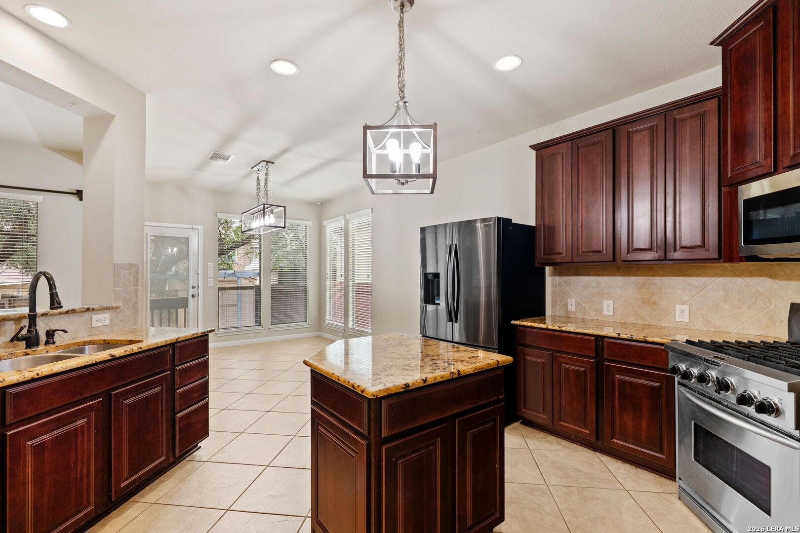 2602 Sierra Peak San Antonio TX 78261