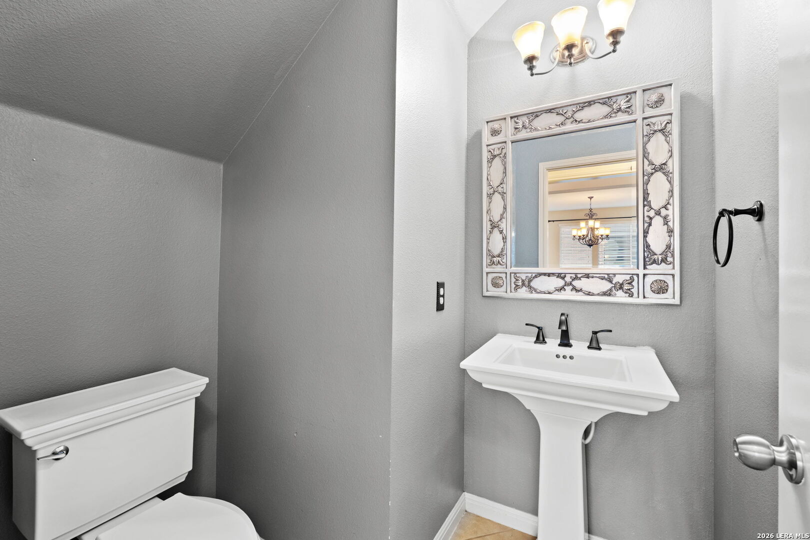 2602 Sierra Peak San Antonio TX 78261