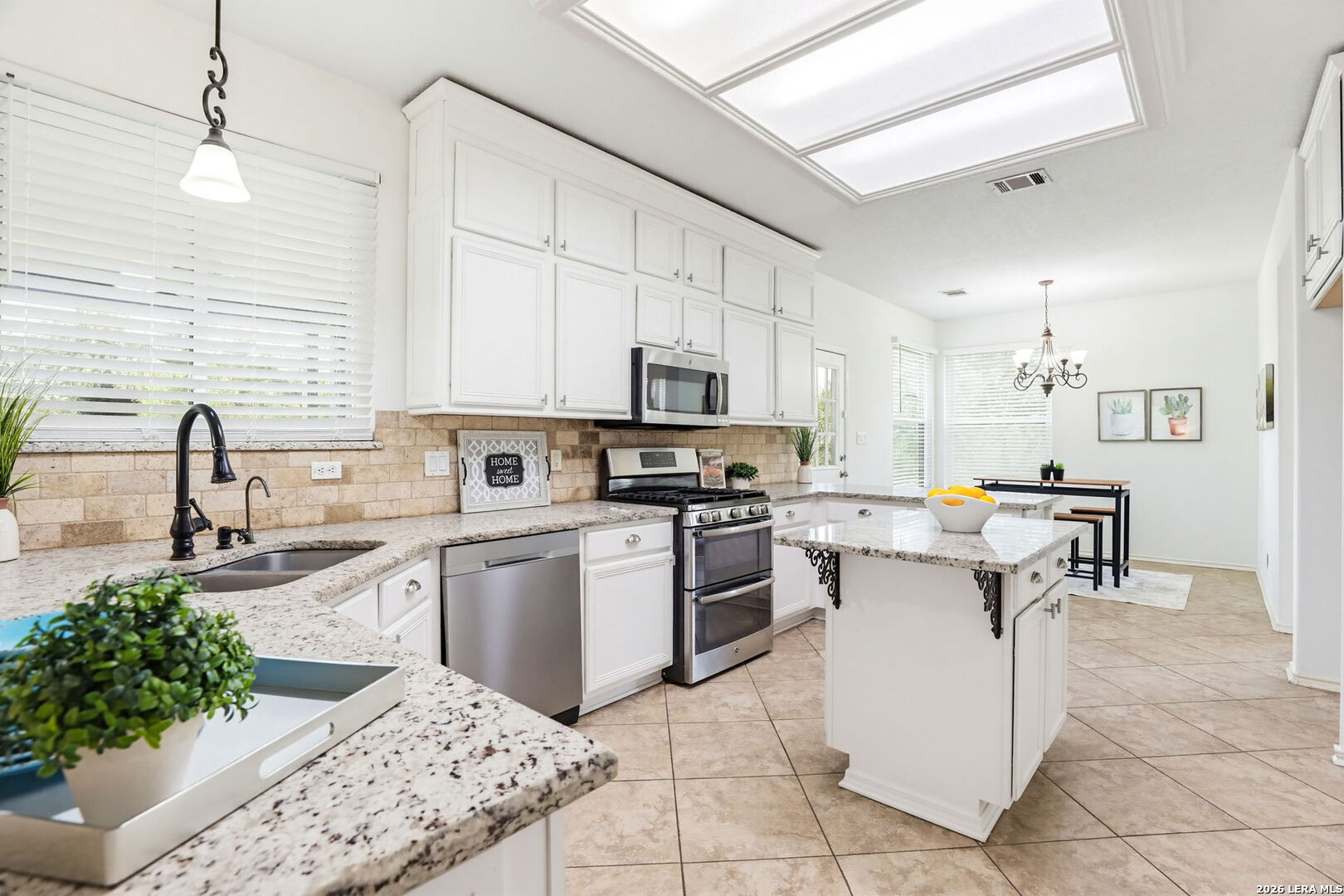 22422 Sierra Blanca San Antonio TX 78259