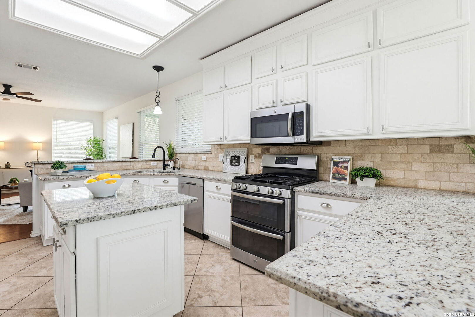 22422 Sierra Blanca San Antonio TX 78259