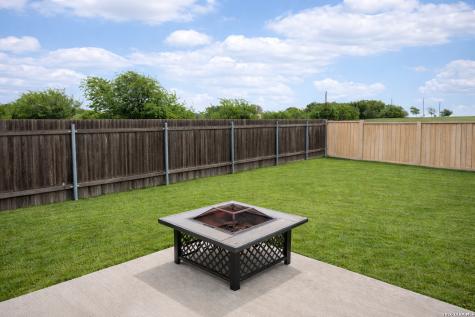 140 Maroon Lane Kyle TX 78640