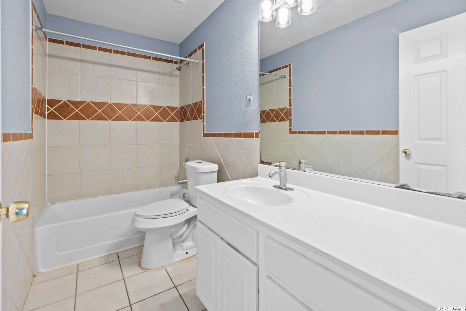 123 Fran Fran Street San Antonio TX 78207