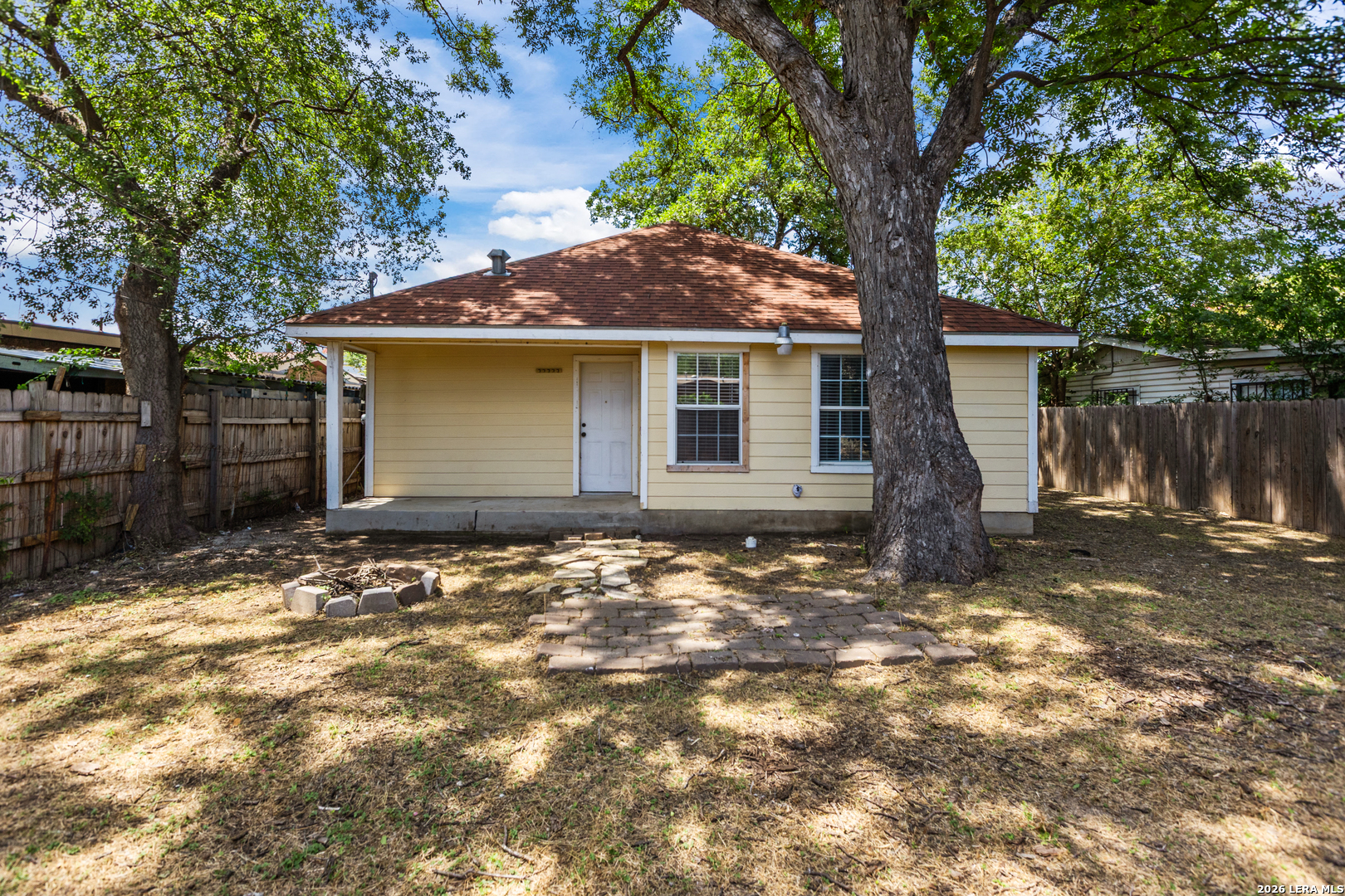 123 Fran Fran Street San Antonio TX 78207