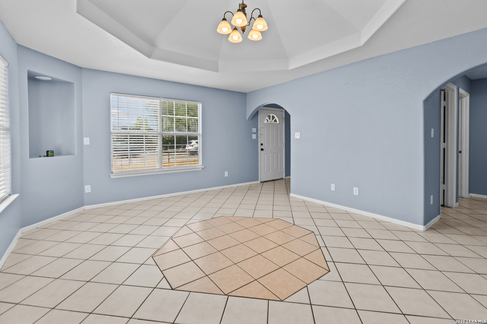 123 Fran Fran Street San Antonio TX 78207