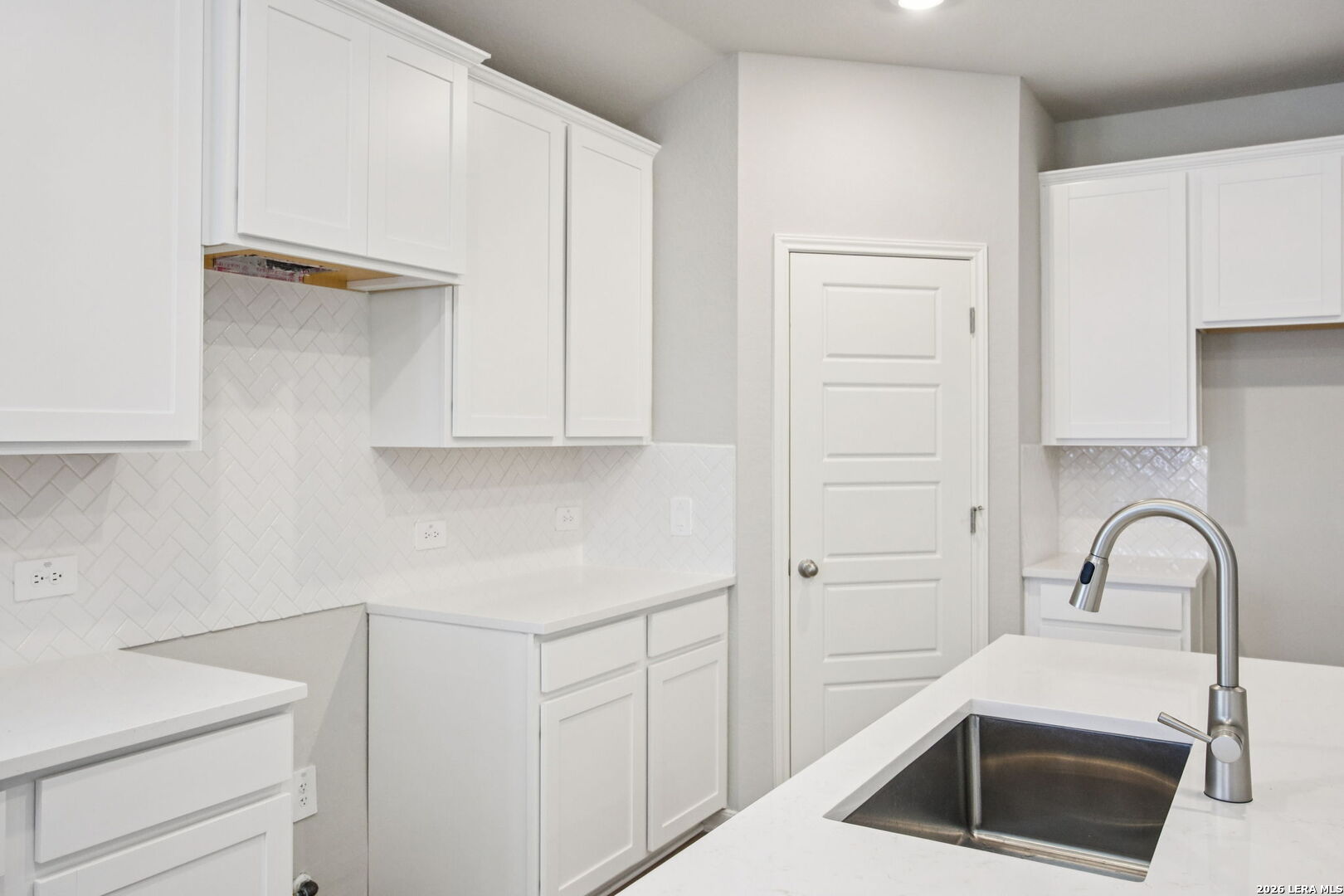 9922 Medicine Hat San Antonio TX 78254