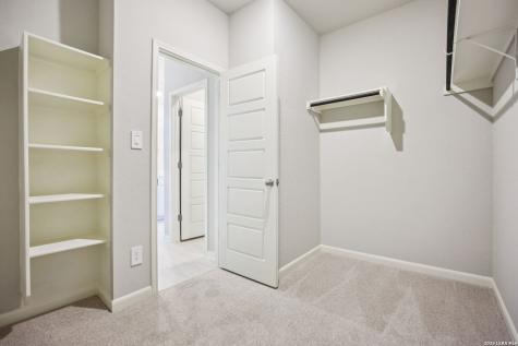 9922 Medicine Hat San Antonio TX 78254