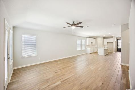 9922 Medicine Hat San Antonio TX 78254
