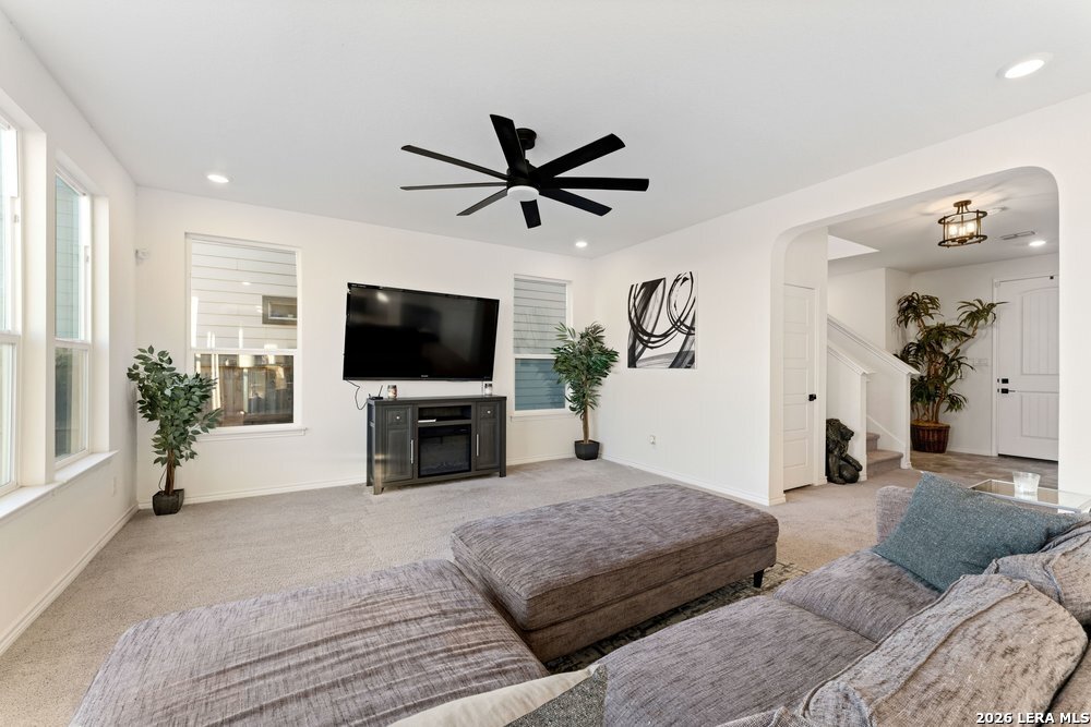 9422 Braman Point Converse TX 78109